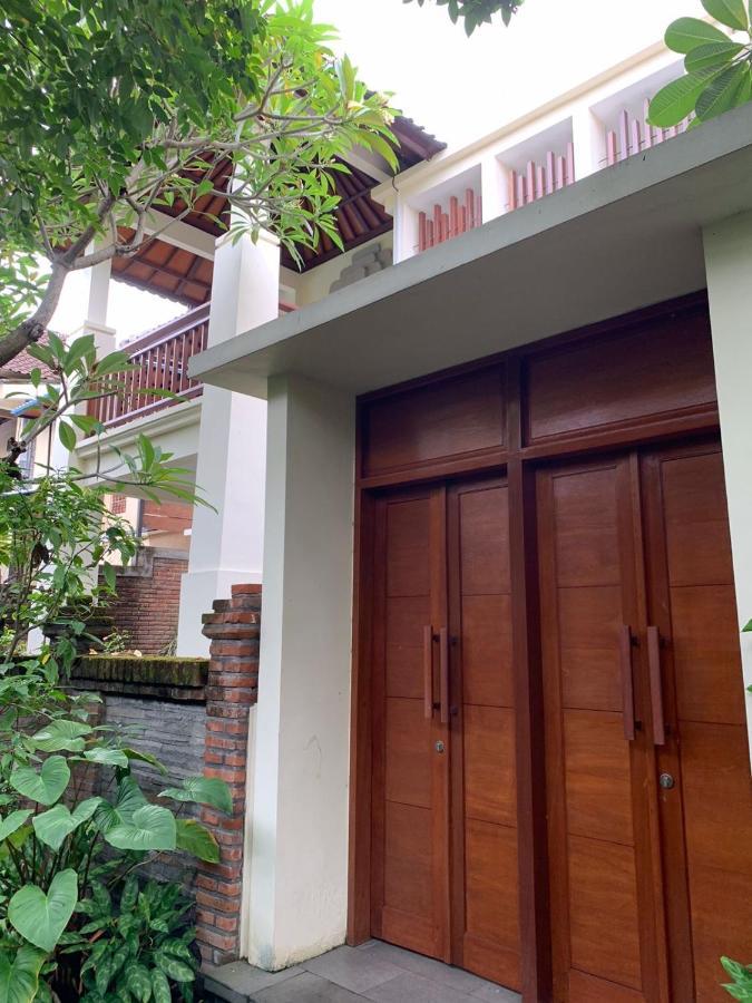 Bali Ayu Hotel & Villas Кута Екстериор снимка