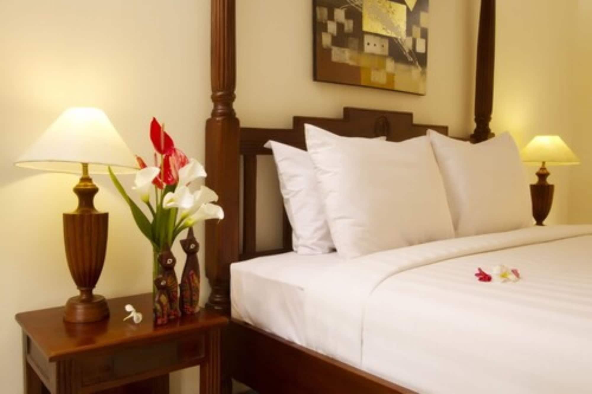 Bali Ayu Hotel & Villas Кута Екстериор снимка
