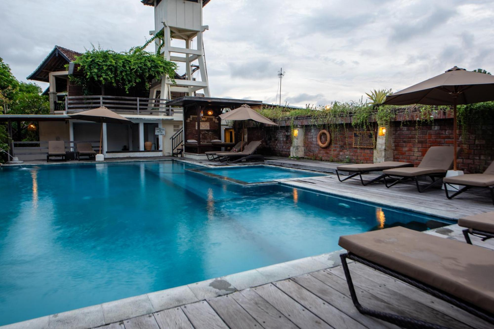 Bali Ayu Hotel & Villas Кута Екстериор снимка
