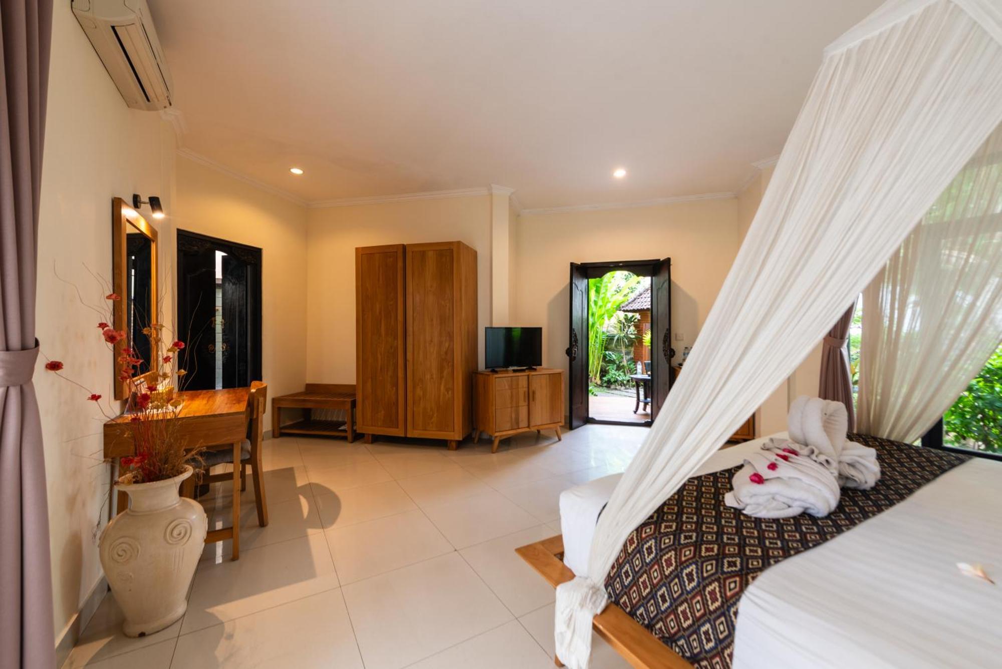 Bali Ayu Hotel & Villas Кута Екстериор снимка
