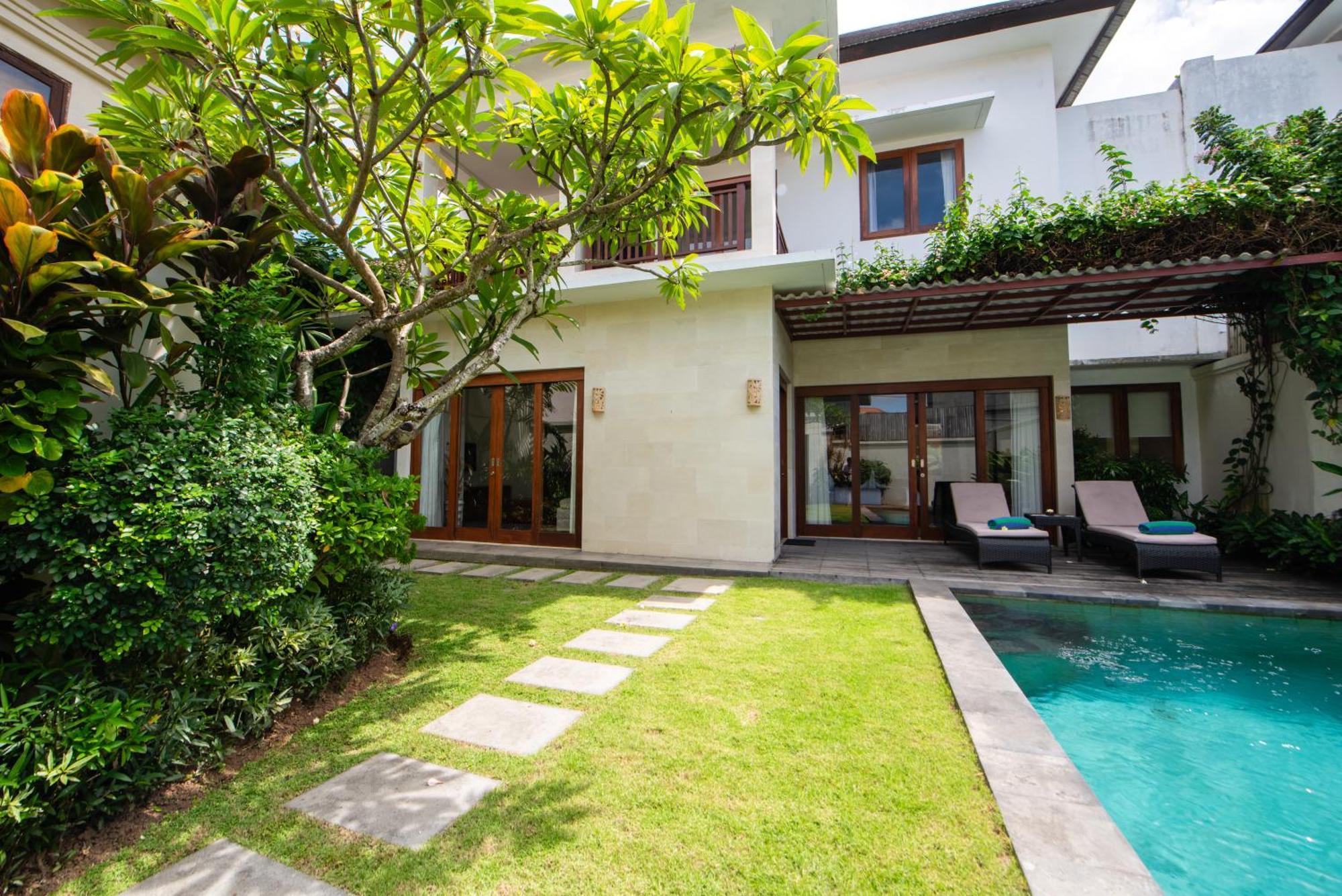 Bali Ayu Hotel & Villas Кута Екстериор снимка