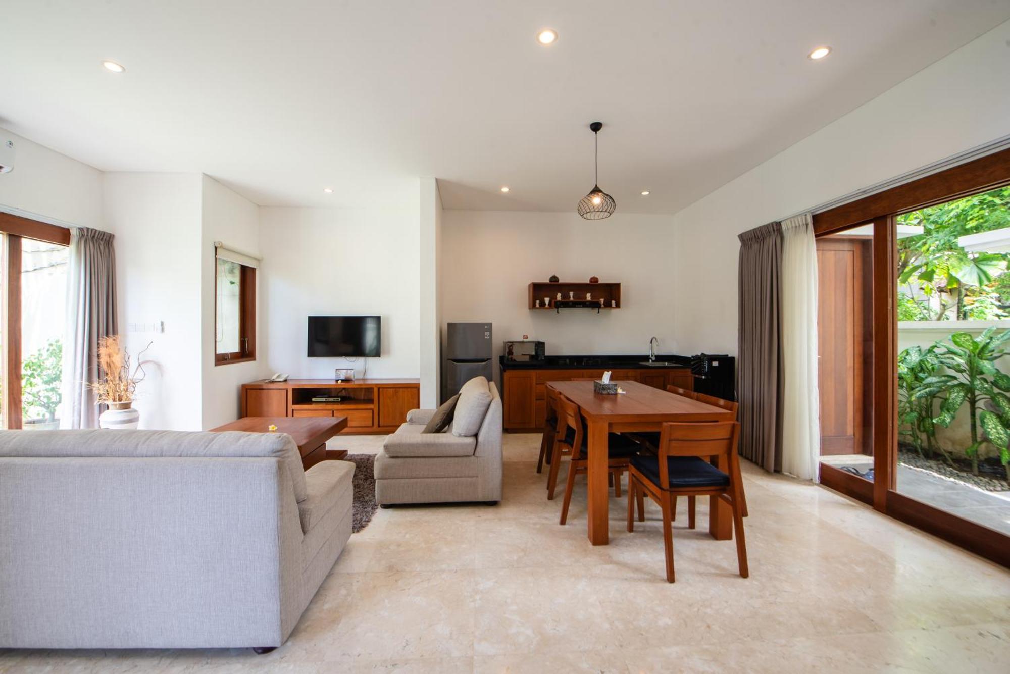 Bali Ayu Hotel & Villas Кута Екстериор снимка